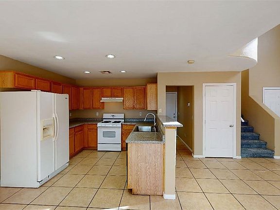 4th image of 10245 Missouri Meadows St