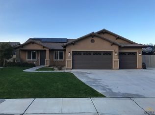 9904 Swansboro Way, Bakersfield, CA 93314