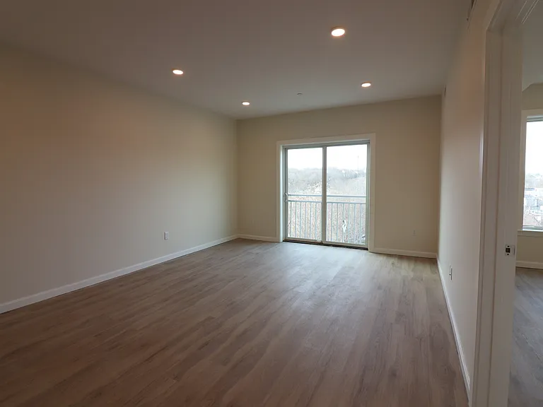 458 Washington St #305 — Photo 15