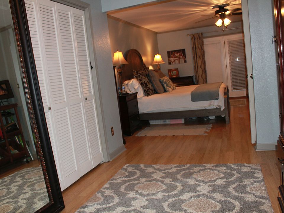 Master suite