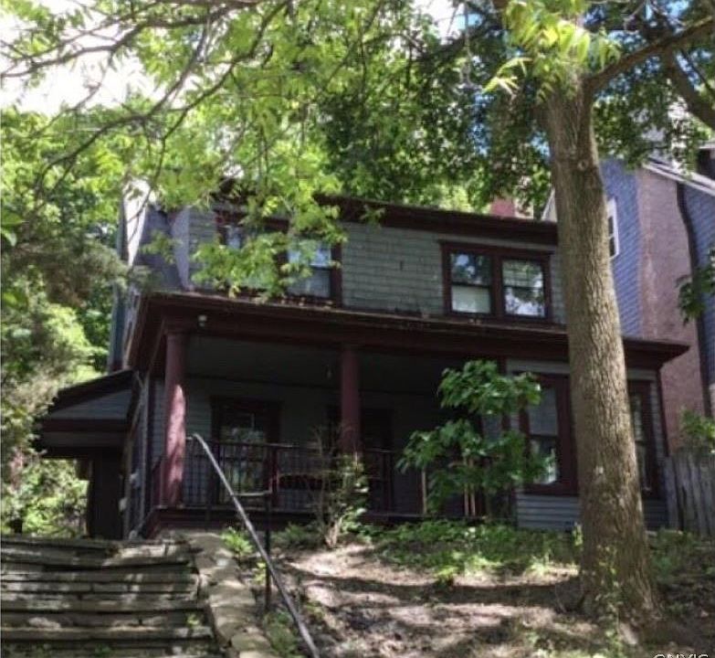 1st image of 819 Lancaster Ave