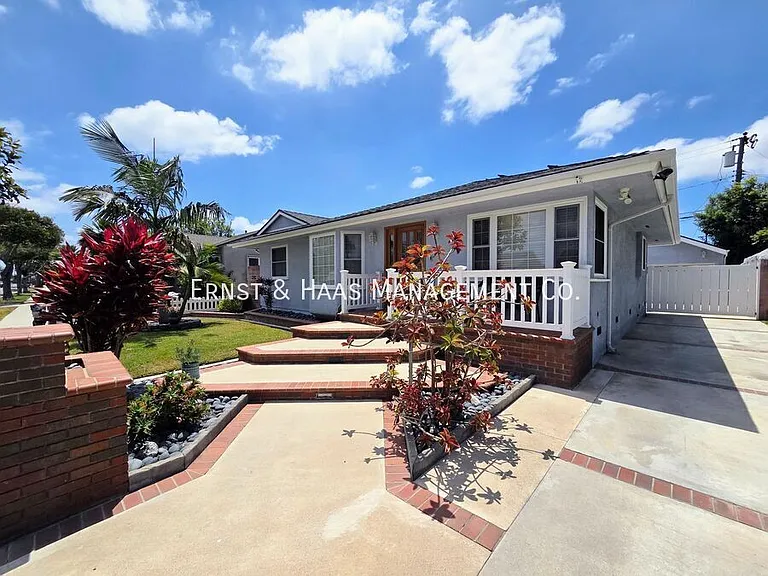 7112 E Keynote St — Photo 2