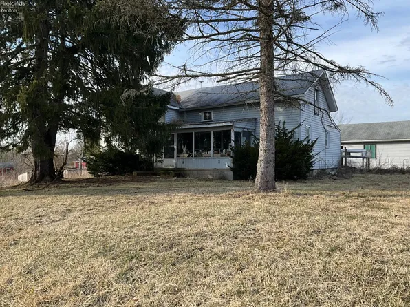 34880 Law Rd, Grafton, OH 44044