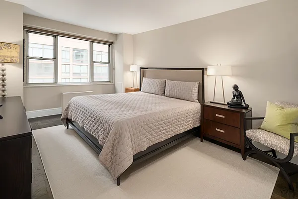 Sold by Compass | media 20