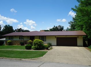 406 W Pine St, Robinson, IL 62454