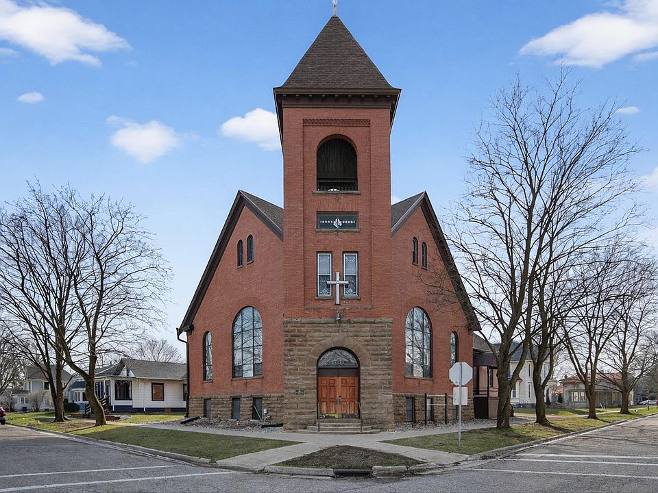 1st image of 101 W Church St