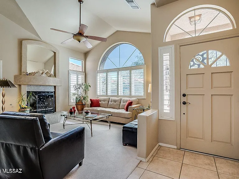 10769 N Eagle Eye Pl — Photo 3