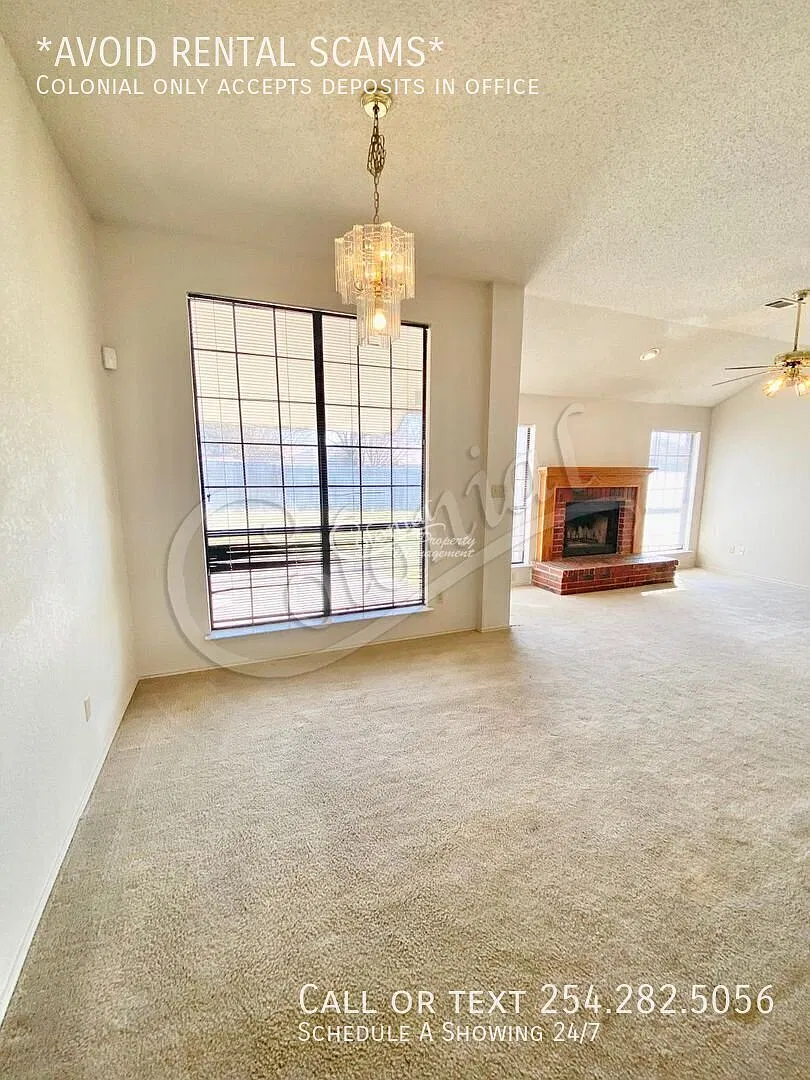 3 bed, 2.0 bath, 1385 sqft, $1,395 — Photo 2