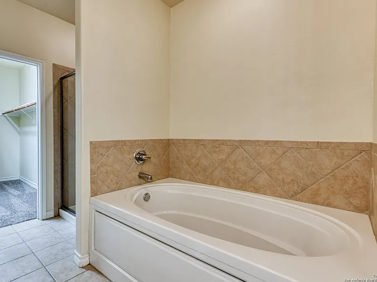 22209 Sausalito Ct #PRIMARY — Photo 19