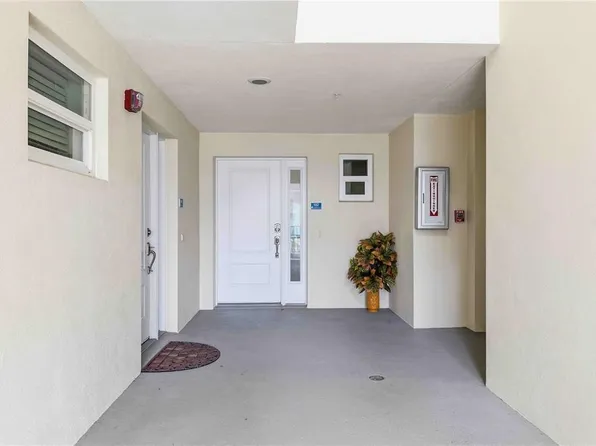 7820 34TH AVE W #102, BRADENTON, FL 34209