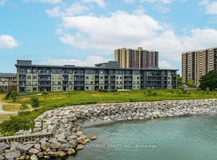 35 Southshore Cres #129, Hamilton, ON L8E 0J2