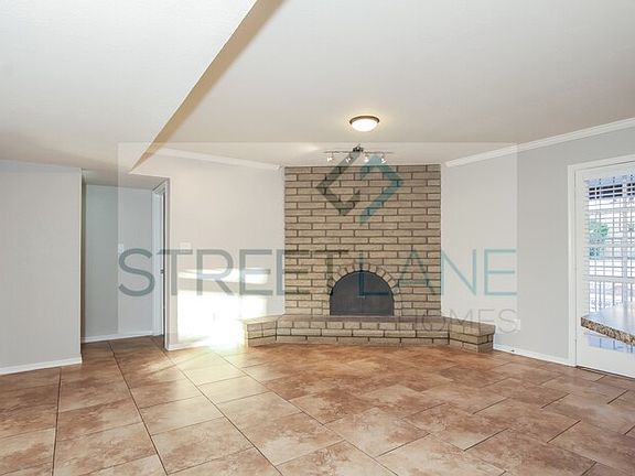3rd image of 12811 N 44th Ave