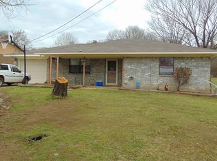103 Robertson Dr, Malakoff, TX 75148