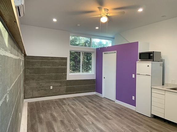5th image of 2055 1/2 Barnett Way