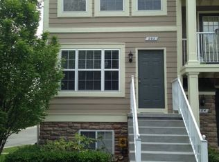 290 Park Green Dr, Lake Orion, MI