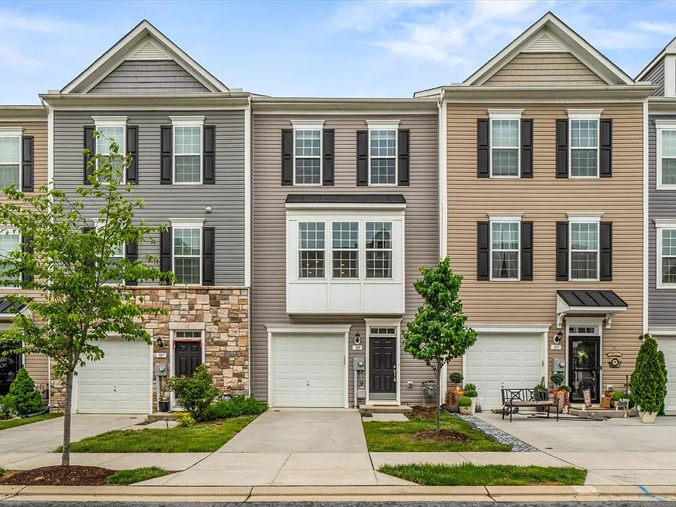 309 Spring Bank Way #1