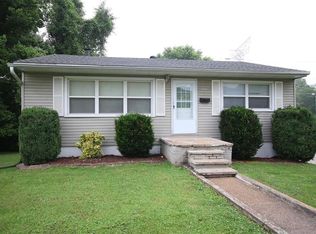 2001 Ridge Dr, Alton, IL 62002