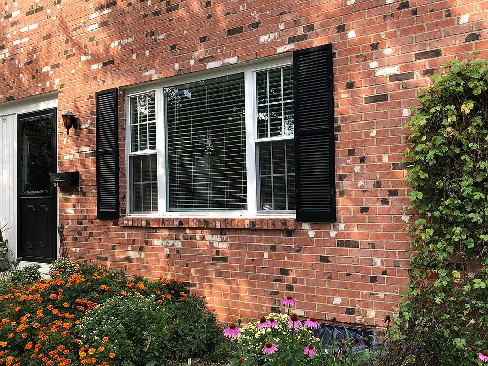 1st image of 330 E North St