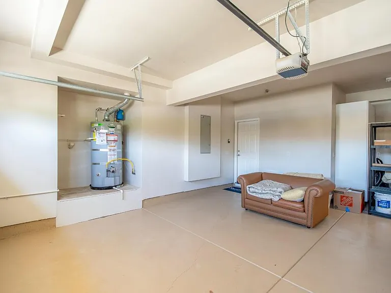 625 W Questa Trl — Photo 15
