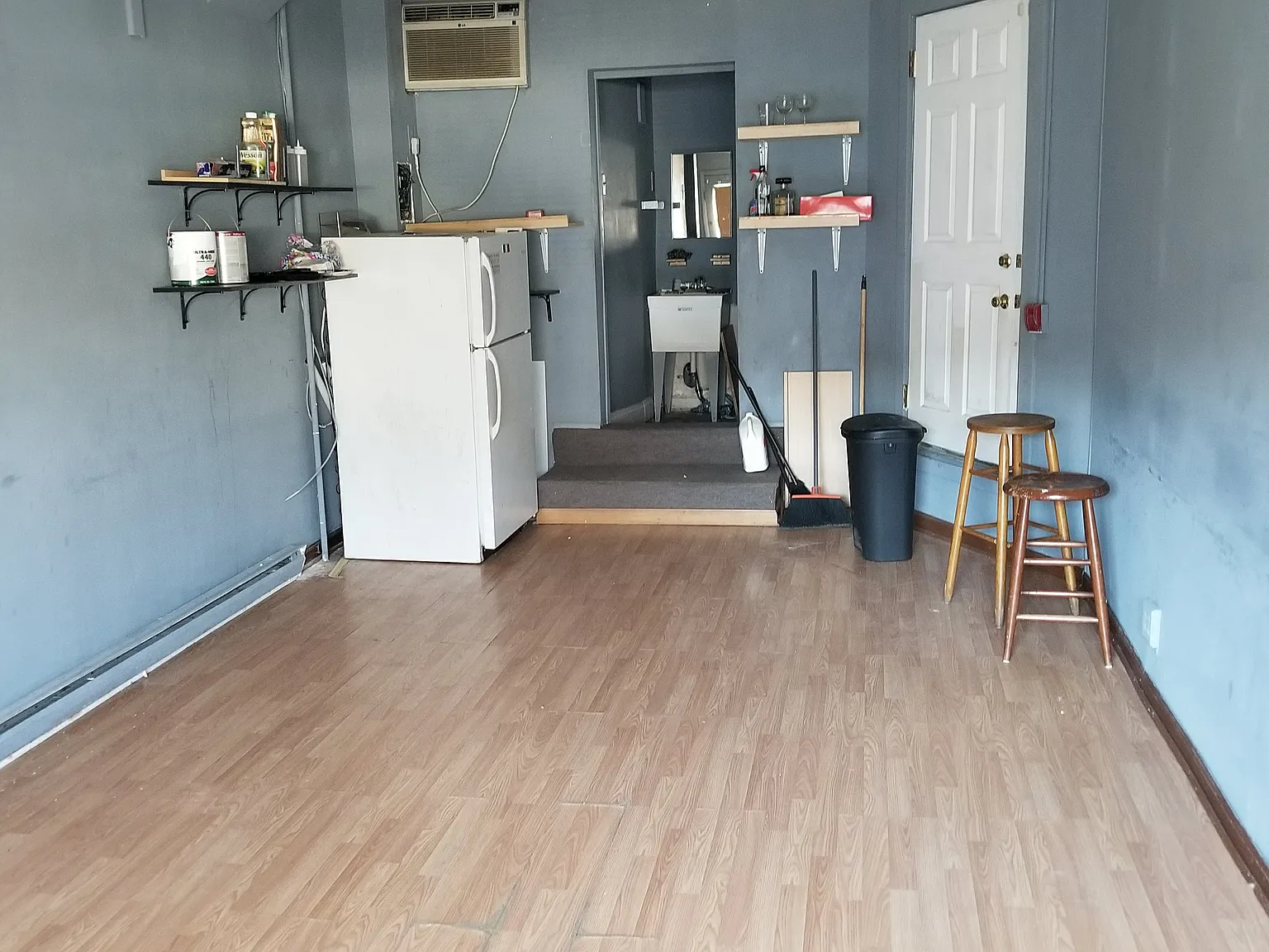 Studio, 400 sqft, $1,600 — Photo 1