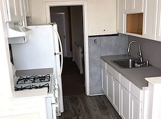 868 E 46th St FLOOR 3, Brooklyn, NY 11203