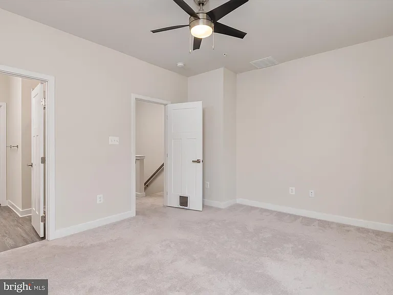 559 Levanna Lane Gln — Photo 25