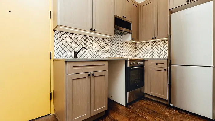 Rented by Nooklyn NYC LLC | media 10