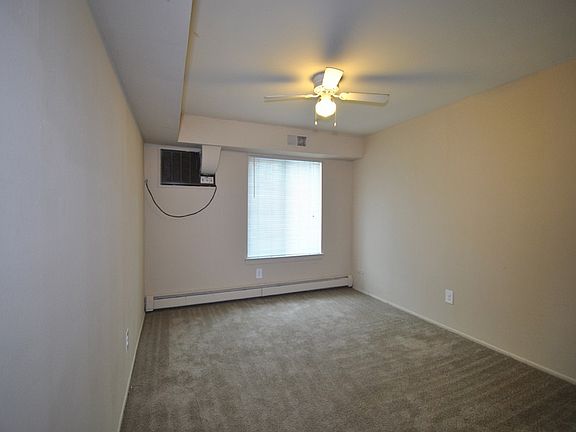 4th image of 25870 Village Green Blvd APT 206