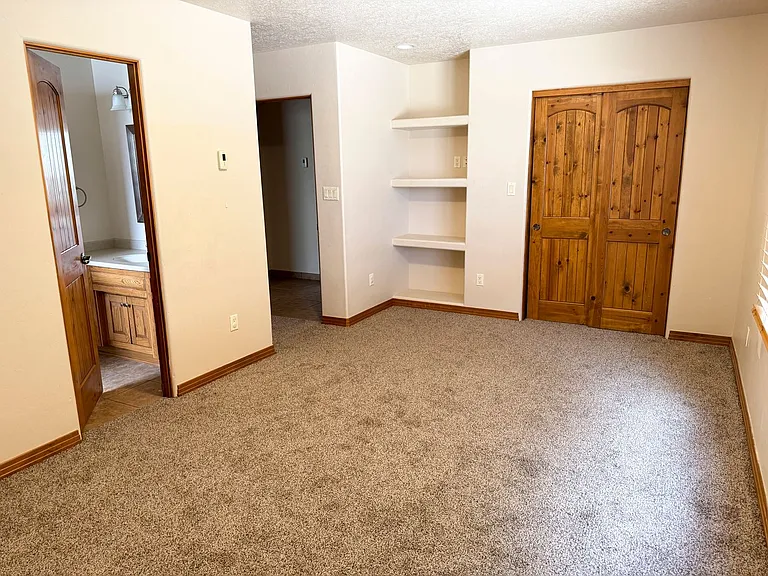 9 Jordan Ct — Photo 15
