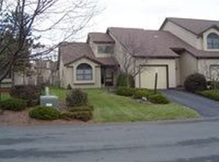 15 Harvard Rd, Watervliet, NY 12189