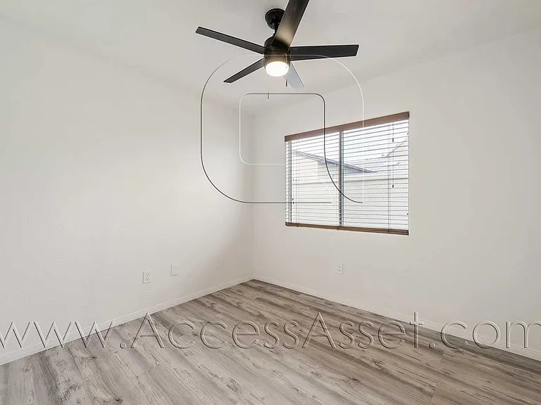 1636 Zoro Way — Photo 8