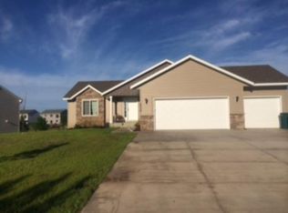 505 8th Ave SE, Isanti, MN 55040