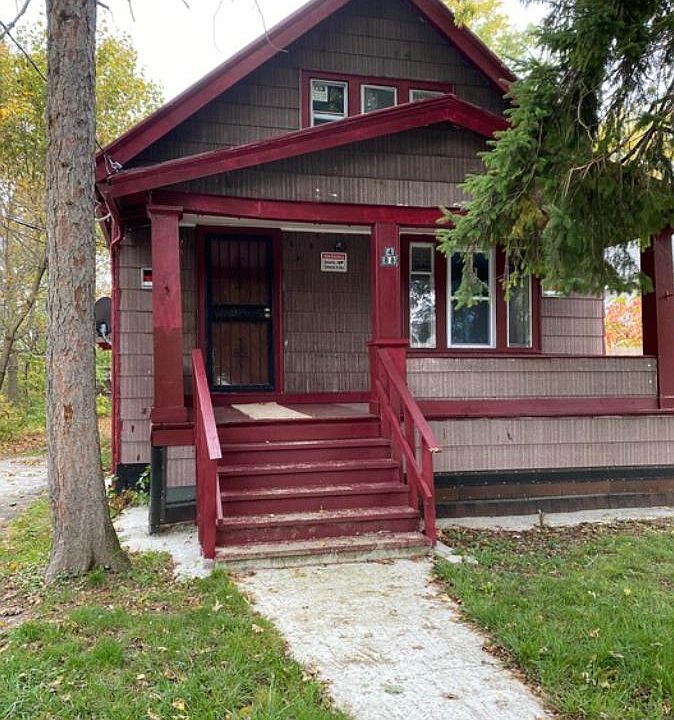 1st image of 488 Cambridge Ave