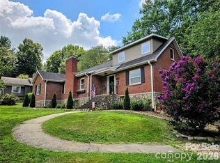 317 Balsam Dr, Waynesville, NC 28786