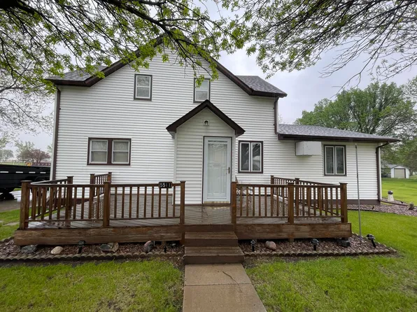 5511 3rd Ave, Selby, SD 57472