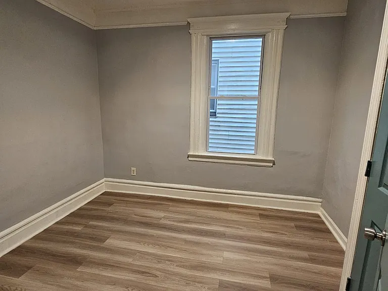 27 Linden Ave #A1 — Photo 10