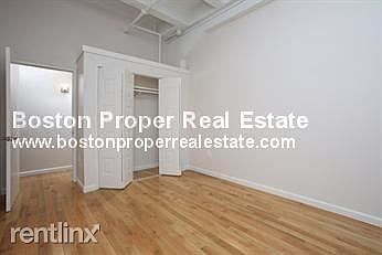 12 Stoneholm #301 Boston - Fenway Unit Photo 2