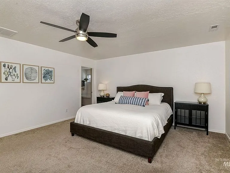 733 S Flintstone Ave — Photo 17