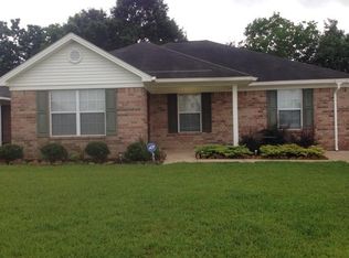 8389 Oak Pointe Ct, Mobile, AL 36695