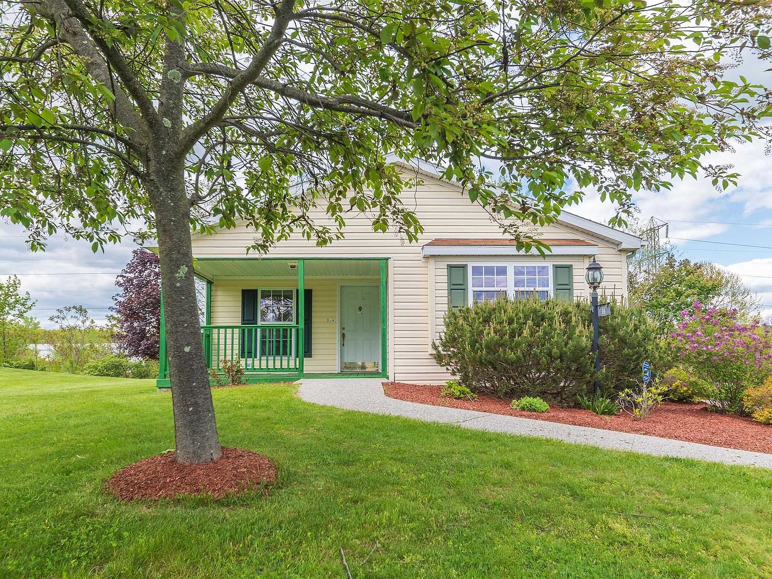 14 Gables Blvd, Poughkeepsie, NY 12603 Zillow