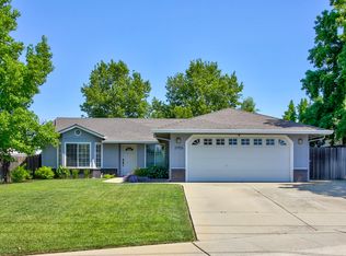 2956 Salmonberry Dr, Redding, CA 96003