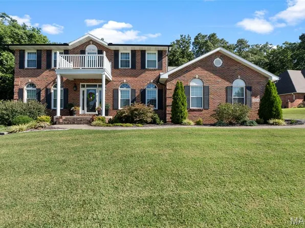 1554 Greenbrier Dr, Cape Girardeau, MO 63701