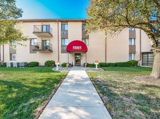 5885 Beechcroft Rd APT 311, Columbus, OH 43229