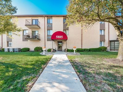 5885 Beechcroft Rd APT 311, Columbus, OH, 43229