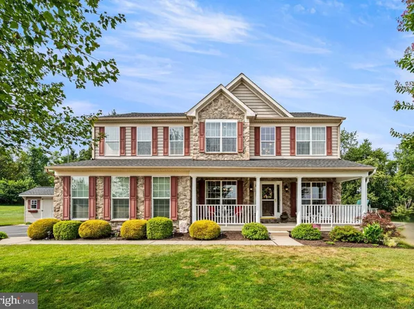 103 Riverside Ln, Coatesville, PA 19320