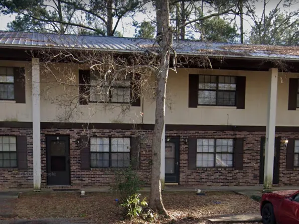 112 Weeks Dr #1, Enterprise, AL 36330