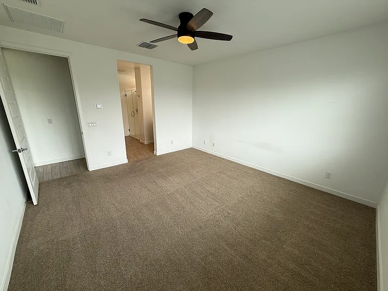 19145 W Coolidge St — Photo 24