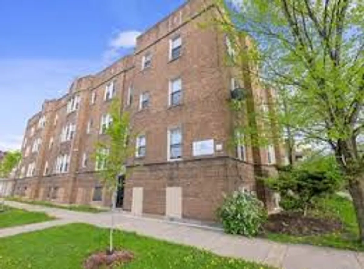 Building Photo - 535 E 102nd St
