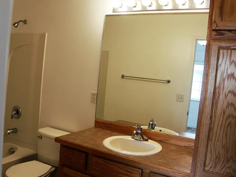 5502 Sapphire Loop — Photo 14