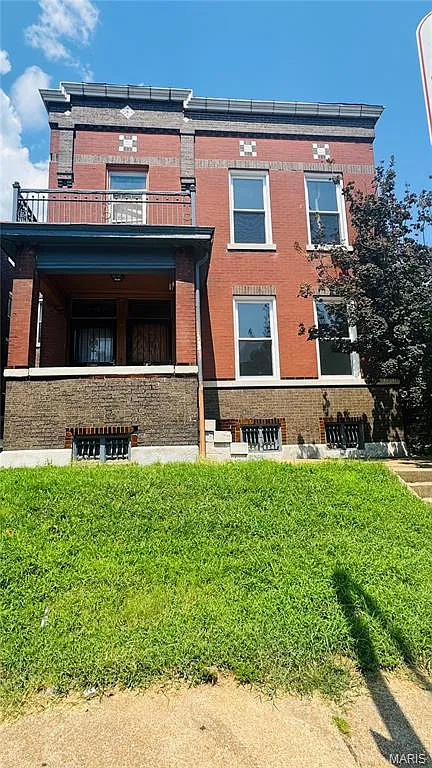 3417 Keokuk St photo 1